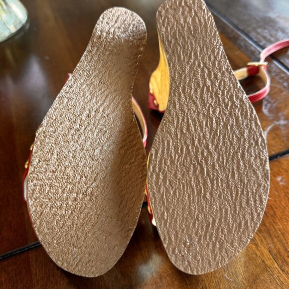 Awesome Red Leather Kwui Calcados Cutout Wood Platform Wedges. NWOB US 8.5 - Picture 5 of 8